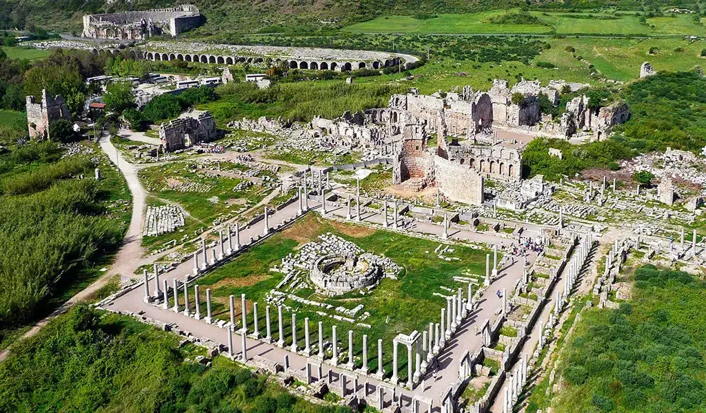 Perge Ancient City / Antalya, Turkey