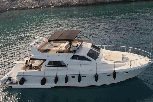 Kundu Ultra Lux Ferretti 12 Guest 17MT KUL01