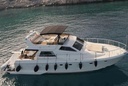 Kundu Ultra Lux - Ferretti - 12 Guest - 17MT - AYR021